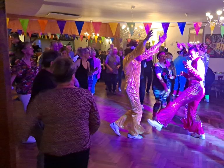 Soirée années 80 dans notre salle de banquet